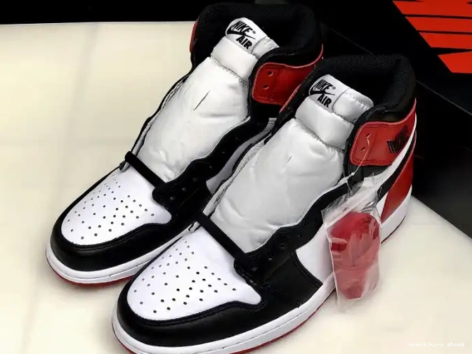 Rep 555088-125 Black Retro Jordan Air Toe 1 0510